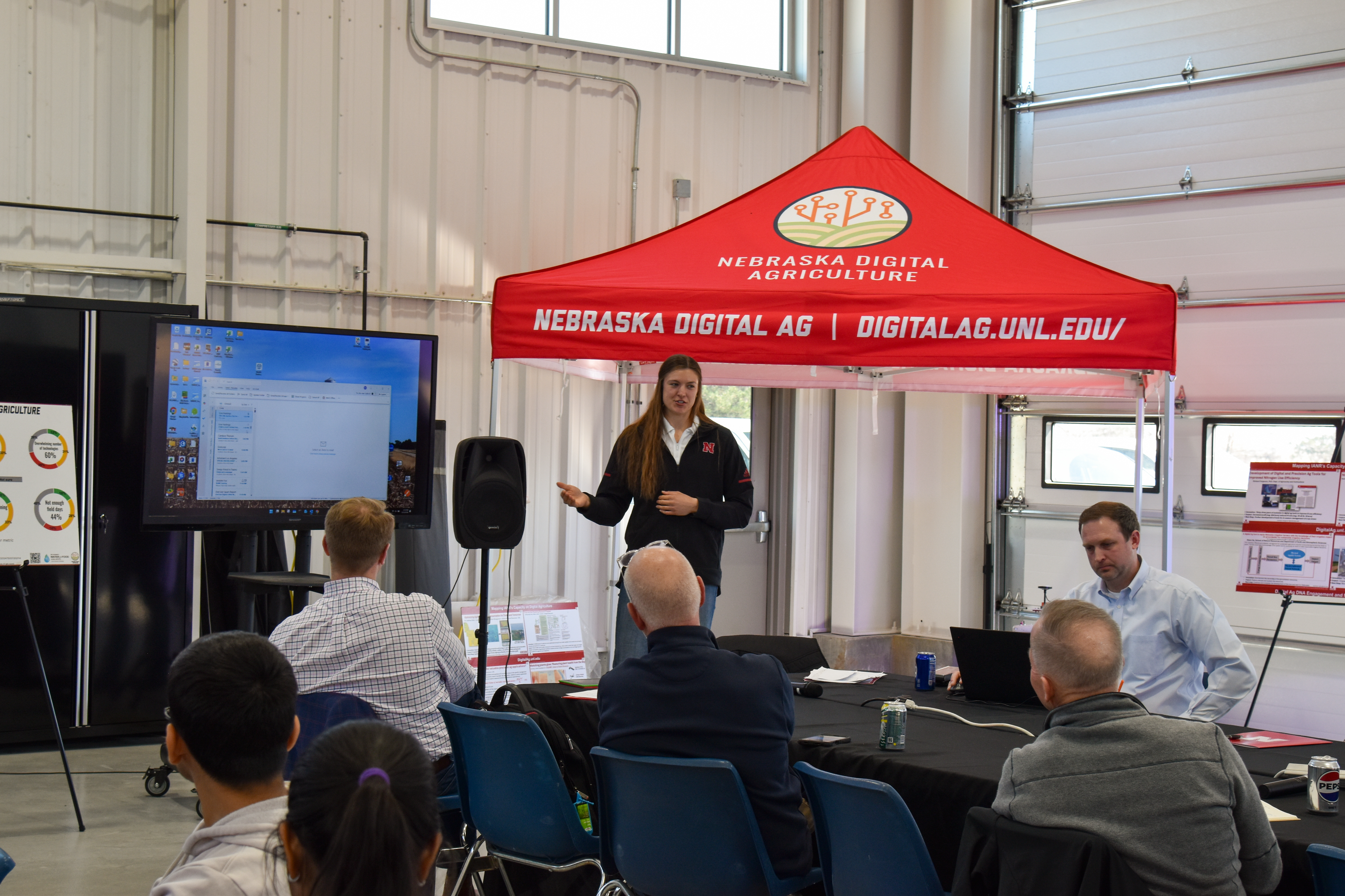 Grad student speaking to BSE group and industry precision ag personel